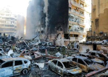 Hizbulá ataca el centro de Israel mientras crece tensión por tregua en Líbano