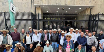 Fracasa diálogo entre campesinos y transportistas con Segob; prevén nuevas movilizaciones