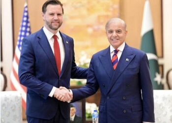 Diálogo directo entre Irán y Estados Unidos avanza en Islamabad bajo presión militar