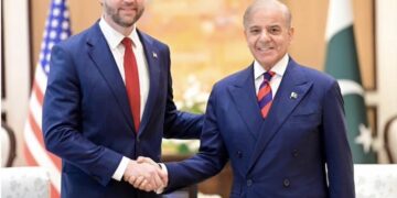 Diálogo directo entre Irán y Estados Unidos avanza en Islamabad bajo presión militar