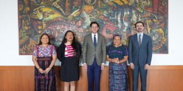 México incorpora a Rigoberta Menchú a su política exterior con enfoque en derechos e inclusión