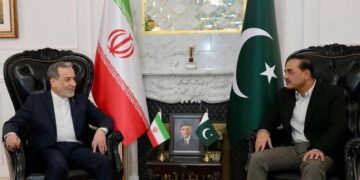 Fracasa diálogo entre Irán y EU: canciller sale de Pakistán y Trump cancela misión