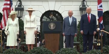 Trump recibe a Carlos III y busca reforzar la alianza con Reino Unido