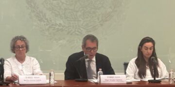 Hacienda explica caída económica: factores externos frenan crecimiento