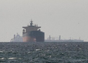 Estados Unidos cierra Ormuz y eleva tensión global con Irán