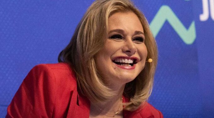 Maru Campos rechaza acudir al Senado por caso de la CIA y desata críticas