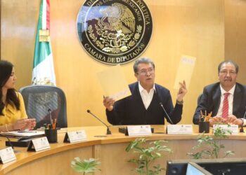 Oposición se desmarca de designación de consejeros del INE y acusa falta de transparencia