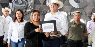 En El Seco, Gobierno Estatal impulsa riqueza comunitaria con obra y apoyos al campo