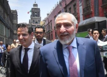 Sheinbaum afirma que FGR debe informar si Adán Augusto aparece en caso de huachicol fiscal