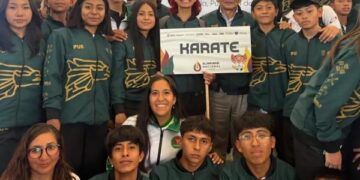 Más de 700 atletas compiten en Karate en Puebla