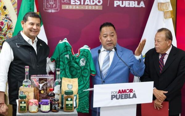 Con modernización aeroportuaria histórica, migrantes poblanos accederá a vuelos directos en un espacio digno