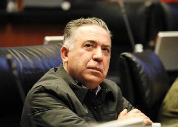 Enrique Inzunza rechaza entregarse a EU y asegura que permanece en Sinaloa