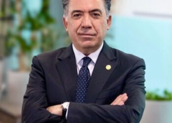 Enrique Inzunza se queda en el Senado y enfrentará señalamientos desde su cargo