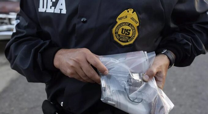 Estados Unidos señala a ciudadanos chinos por presunto lavado de dinero para cárteles mexicanos