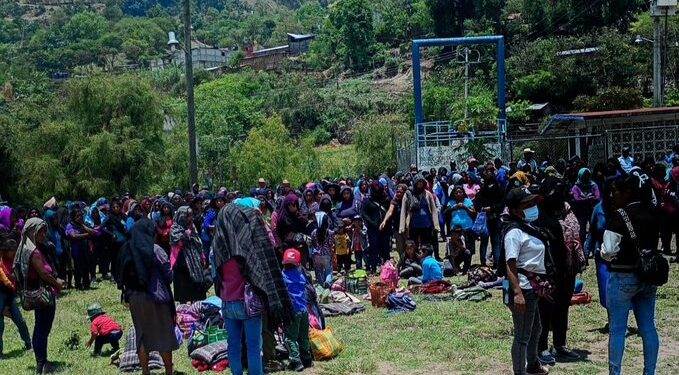 Ataques con drones y armas largas desatan crisis en Atlixtac, Guerrero