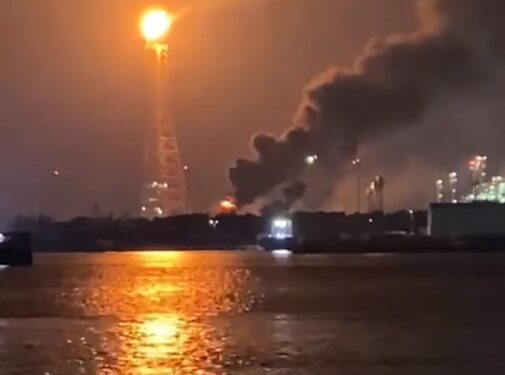 Nuevo incidente en Dos Bocas genera alerta por fuego y humo en la refinería Olmeca