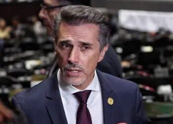 Sergio Mayer se separa de Morena tras proceso interno en el partido