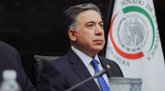 Enrique Inzunza declara ante la FGR por investigación relacionada con acusaciones de Estados Unidos