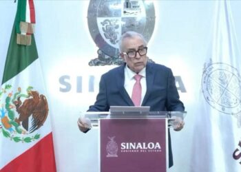 Rocha Moya se separa del cargo en medio de investigación internacional