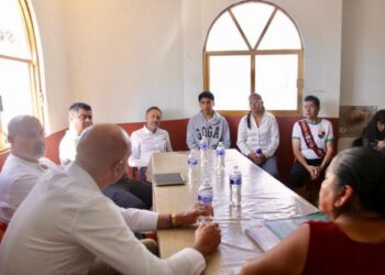 Gobierno del Estado impulsa el deporte en juntas auxiliares con equipo de fútbol