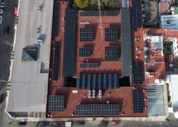 Más de 6 mil paneles solares impulsan la eficiencia energética en Puebla