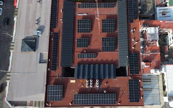 Más de 6 mil paneles solares impulsan la eficiencia energética en Puebla