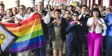 Promueve Gobierno del Estado atención médica inclusiva con Feria LGBT+
