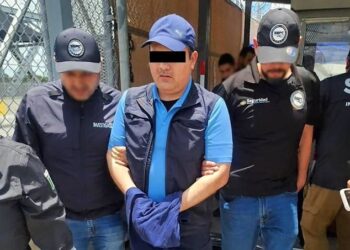 Funcionario de Aduanas es detenido por presunta delincuencia organizada; será trasladado al Altiplano