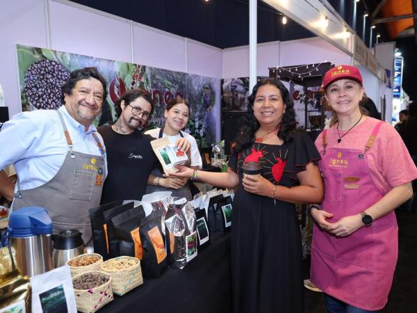 Cafeticultores poblanos en vías de internacionalización en CONCAFÉ 2026