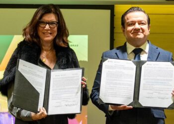 Petrobras y Pemex acuerdan cooperación para explorar petróleo en aguas profundas del Golfo de México