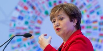 FMI alerta sobre menor crecimiento económico en países golpeados por la guerra pese a la tregua entre EU e Irán