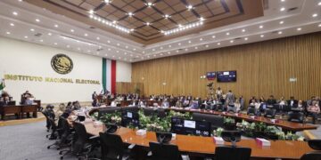 INE impone multas por 4.8 millones de pesos a organizaciones que buscan convertirse en partidos políticos