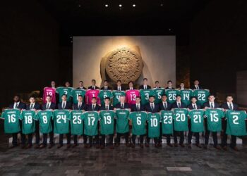 La Selección Nacional inicia la cuenta regresiva al Mundial con una postal histórica