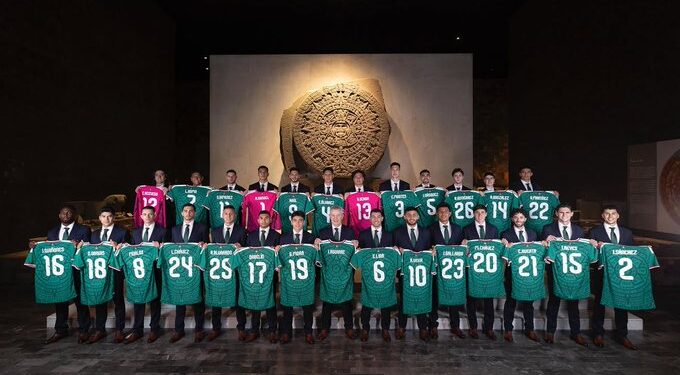 La Selección Nacional inicia la cuenta regresiva al Mundial con una postal histórica