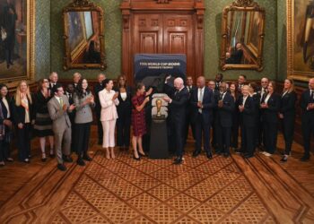 Sheinbaum recibe a la FIFA en Palacio Nacional y México se declara listo para inaugurar el Mundial 2026