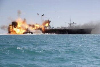 Escala la tensión: Estados Unidos e Irán intercambian nuevos ataques tras incidente en el estrecho de Ormuz