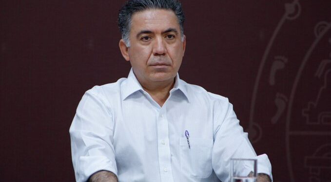 Enrique Inzunza descarta buscar la gubernatura de Sinaloa y ratifica que permanecerá en el Senado hasta 2030