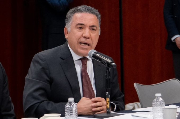 Senador Enrique Inzunza sigue sin presentarse; tampoco participa en comisión a distancia