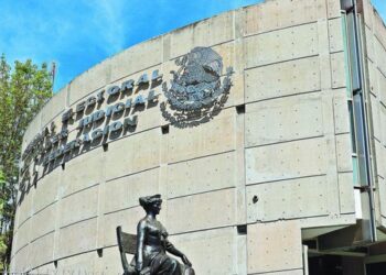 Tribunal Electoral ratifica eliminación de 93 mil afiliados de Morena por registros duplicados