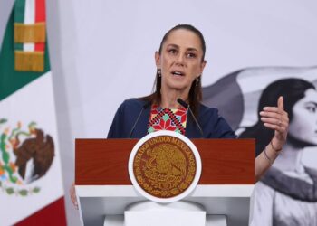 Sheinbaum anuncia acuerdo para bajar el precio del jitomate y abre nuevo registro para Pensiones del Bienestar