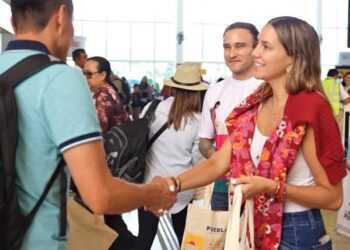 Recibe Puebla a pasajeros de las 12 nuevas rutas aéreas 