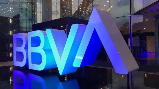 BBVA recorta a 1.2% su previsión del PIB para 2026 y advierte riesgo para el grado de inversión en México