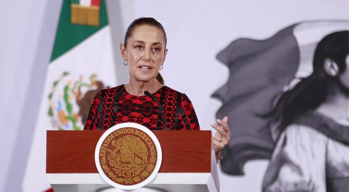Sheinbaum destaca baja de la inflación y anuncia inversión histórica de Mercado Libre en México