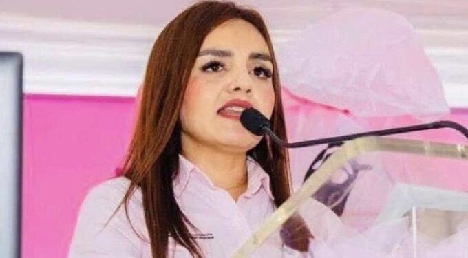 Congreso de Michoacán prohíbe ingreso de Grecia Quiroz y funcionarios de Uruapan tras protestas por reforma electoral