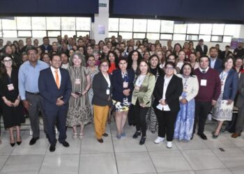 Puebla fortalece formación del personal de salud con capacitación nacional