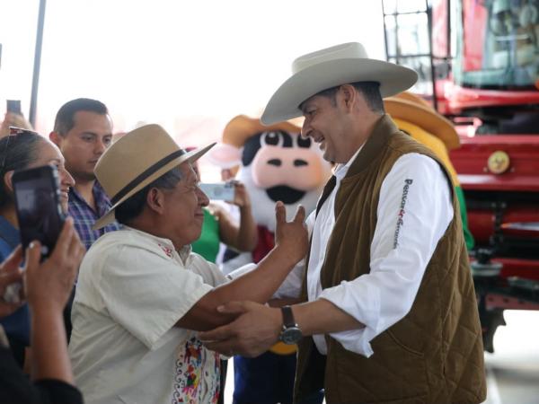 Más inversión y equipamiento fortalecen soberanía alimentario en Puebla: Armenta Mier