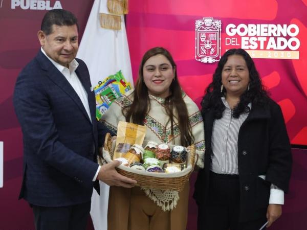 Impulsa Gobierno Estatal transformación integral del campo poblano con tecnología y valor agregado