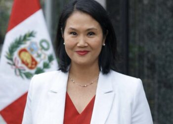 Keiko Fujimori es proclamada presidenta electa de Perú; asumirá el poder tras una reñida elección