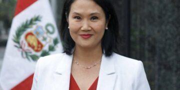 Keiko Fujimori es proclamada presidenta electa de Perú; asumirá el poder tras una reñida elección