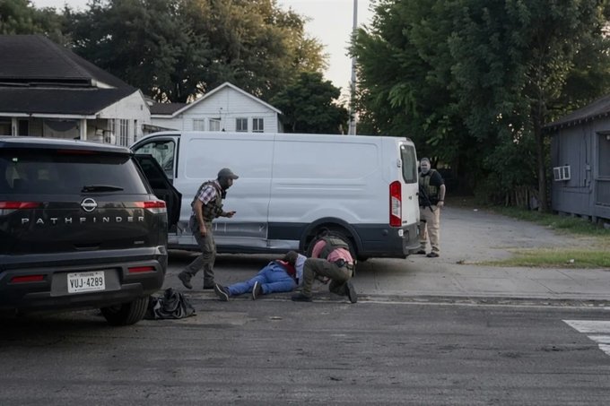 Mexicano muere por disparos de un agente de ICE durante operativo de detención en Houston